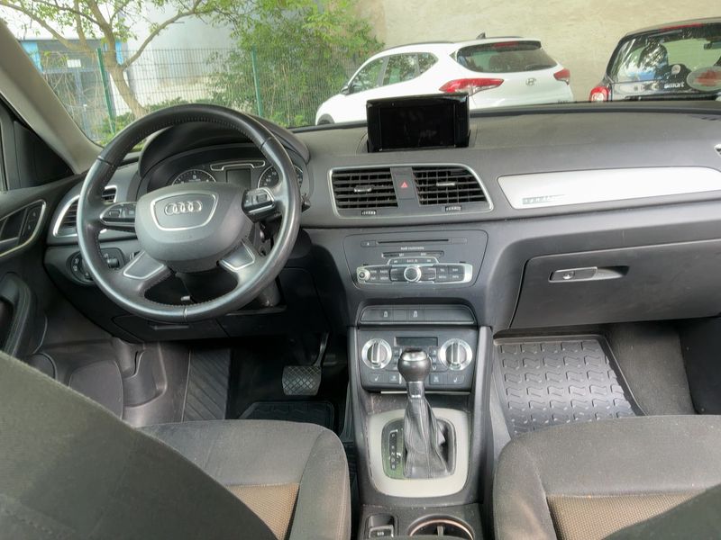 Audi Q3 2.0 TDI quattro — zdjęcie 12
