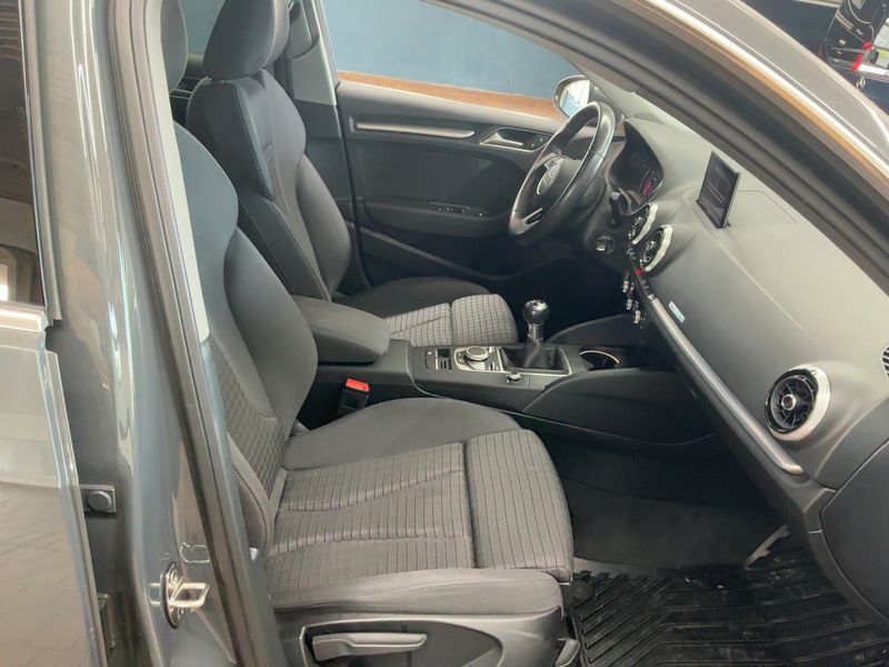 Audi A3 Sportback 2.0 TDI Sport 2017 – снимка 17