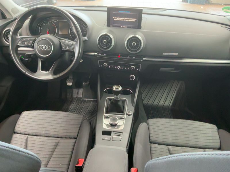 Audi A3 Sportback 2.0 TDI Sport 2017 – снимка 18