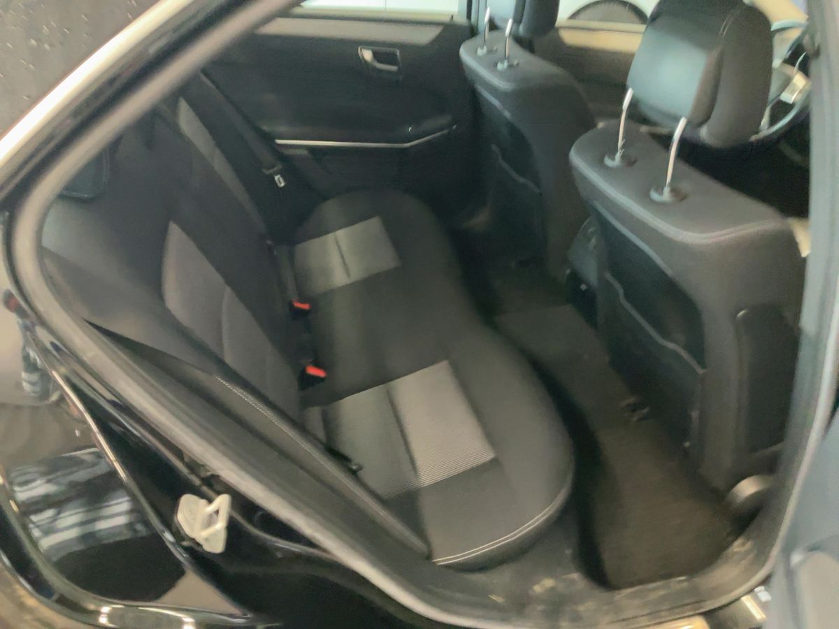 Mercedes-Benz E-Klasse 2015 — photo 20