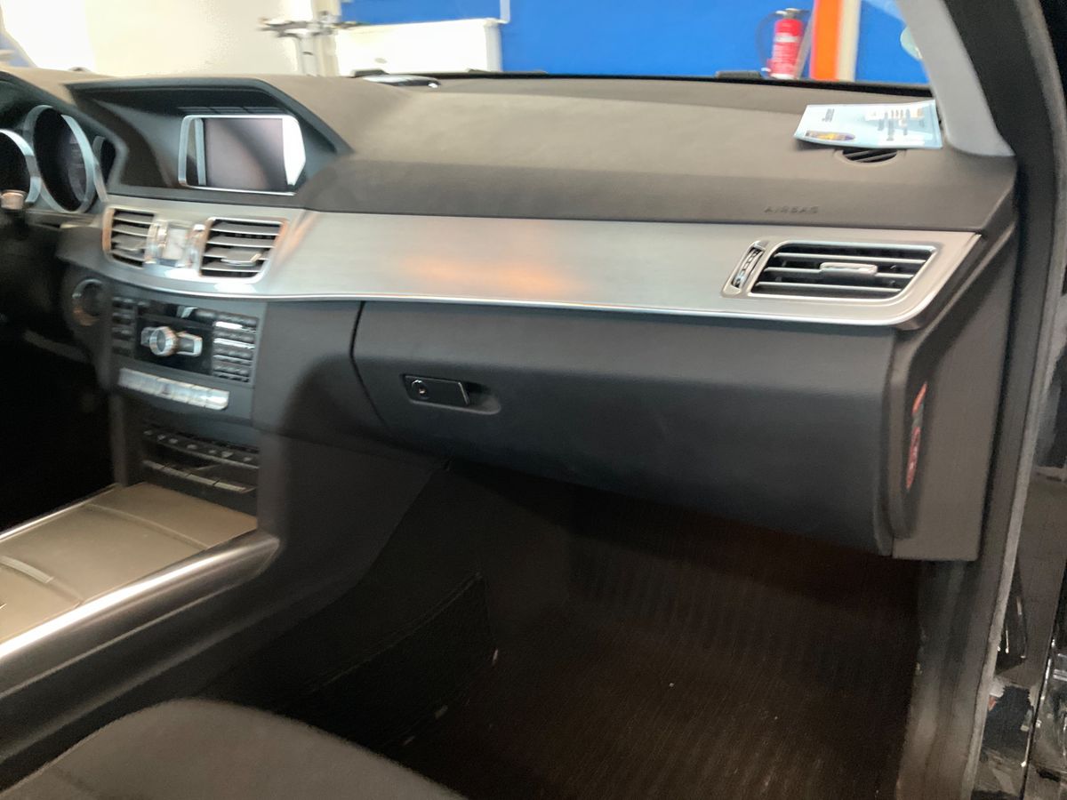 Mercedes-Benz E-Klasse 2015 — photo 25
