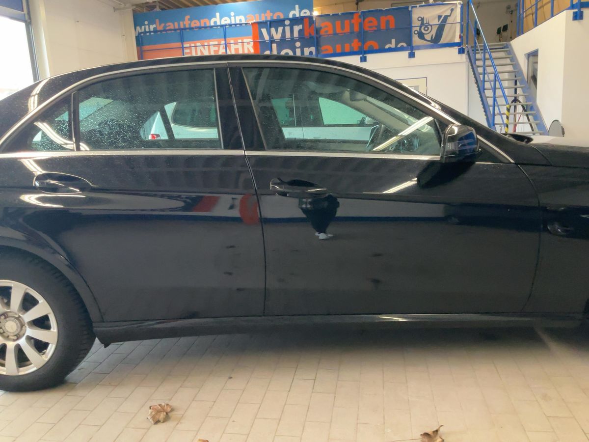 Mercedes-Benz E-Klasse 2015 — photo 11