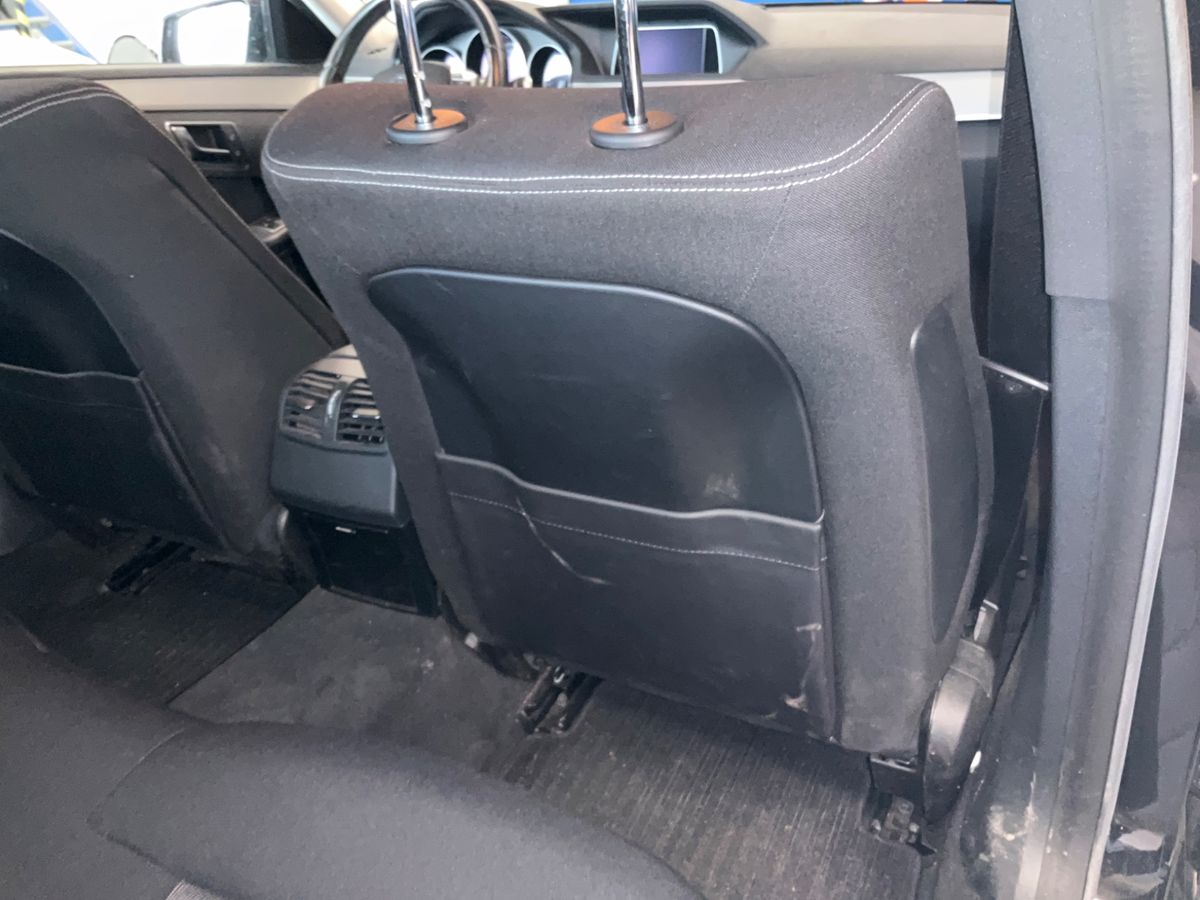 Mercedes-Benz E-Klasse 2015 — photo 24