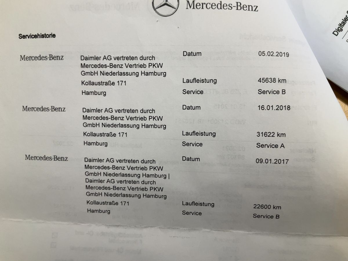 Mercedes-Benz E-Klasse 2015 — photo 23