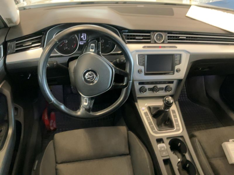 Volkswagen Passat 1.4 TSI ACT Comfortline BlueMotion Tech 2016 – снимка 18