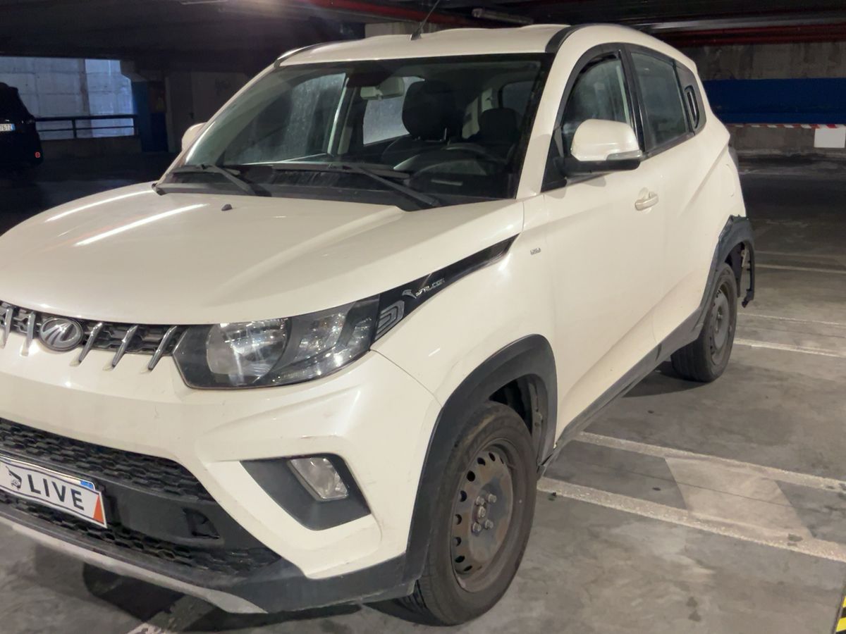 Mahindra KUV d'occasion