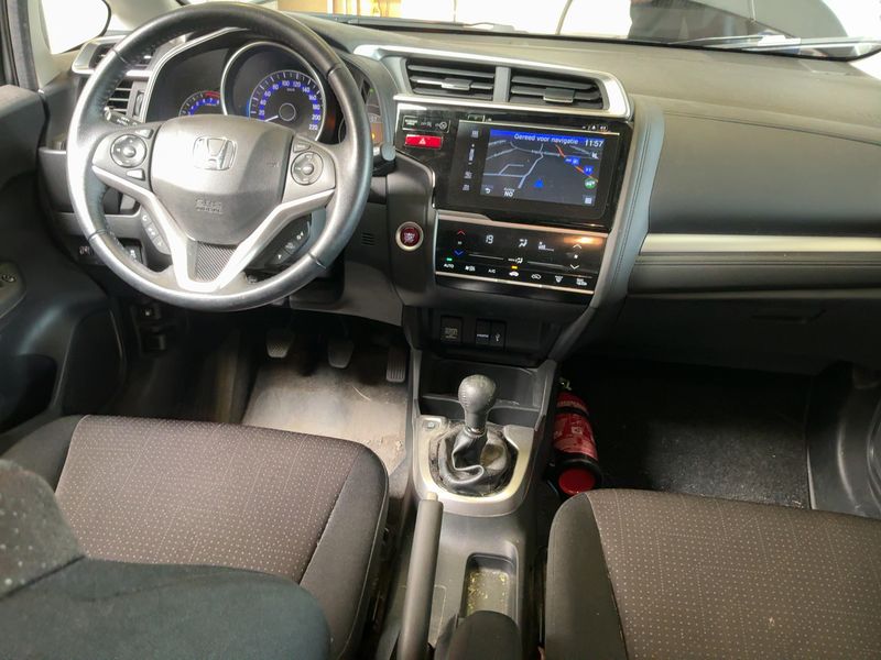 Honda Jazz 1.3 i-VTEC Elegance — zdjęcie 12