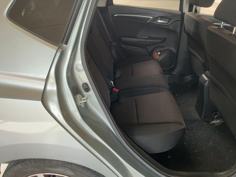 Honda Jazz 1.3 i-VTEC Elegance — zdjęcie 14
