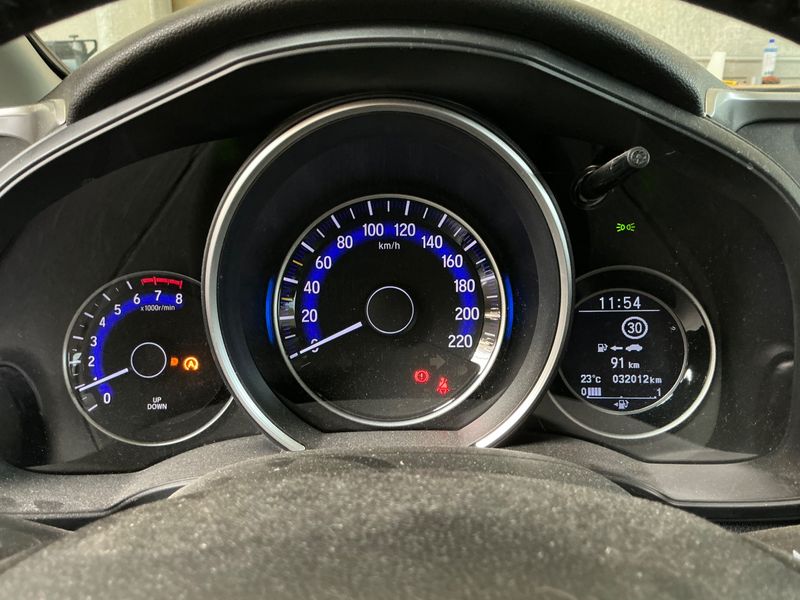 Honda Jazz 1.3 i-VTEC Elegance — zdjęcie 13