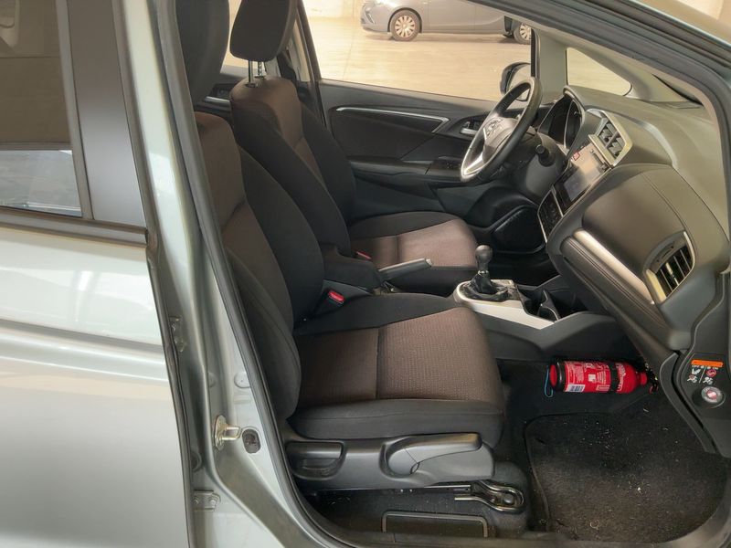 Honda Jazz 1.3 i-VTEC Elegance — zdjęcie 11