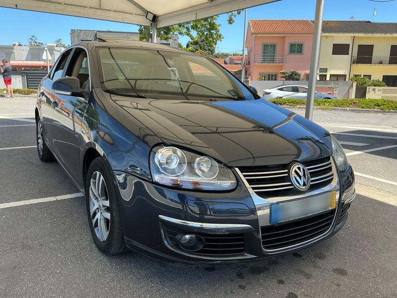 Volkswagen Jetta 1.9 TDI Advance — zdjęcie 8