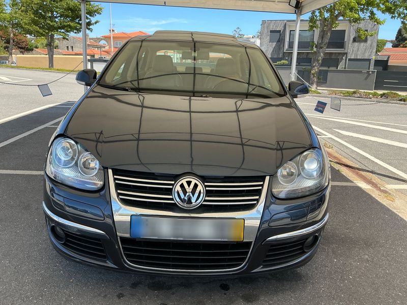 Volkswagen Jetta 1.9 TDI Advance — zdjęcie 9