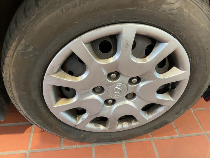 Hyundai i30 1.4 CRDi Classic 2014 – снимка 11