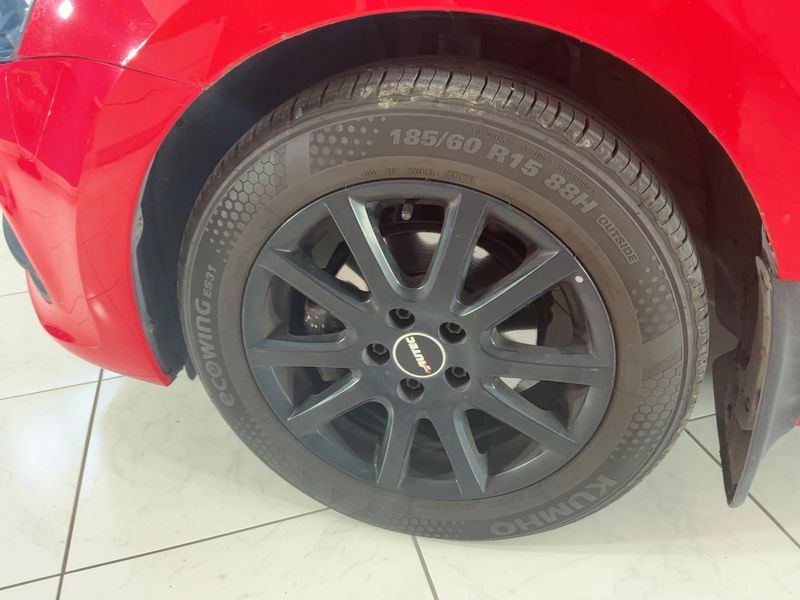 Volkswagen Polo 1.0 Trendline BlueMotion Tech 2015 – снимка 3