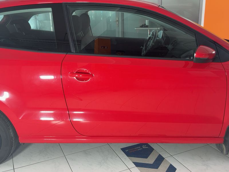 Volkswagen Polo 1.0 Trendline BlueMotion Tech 2015 – снимка 10