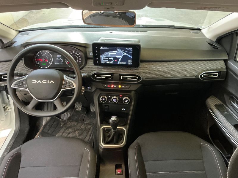 Dacia Jogger 1.0 TCe Extreme+ — zdjęcie 12