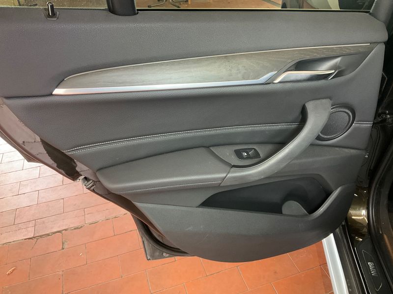 BMW X1 xDrive 20d xLine 2015 – снимка 31