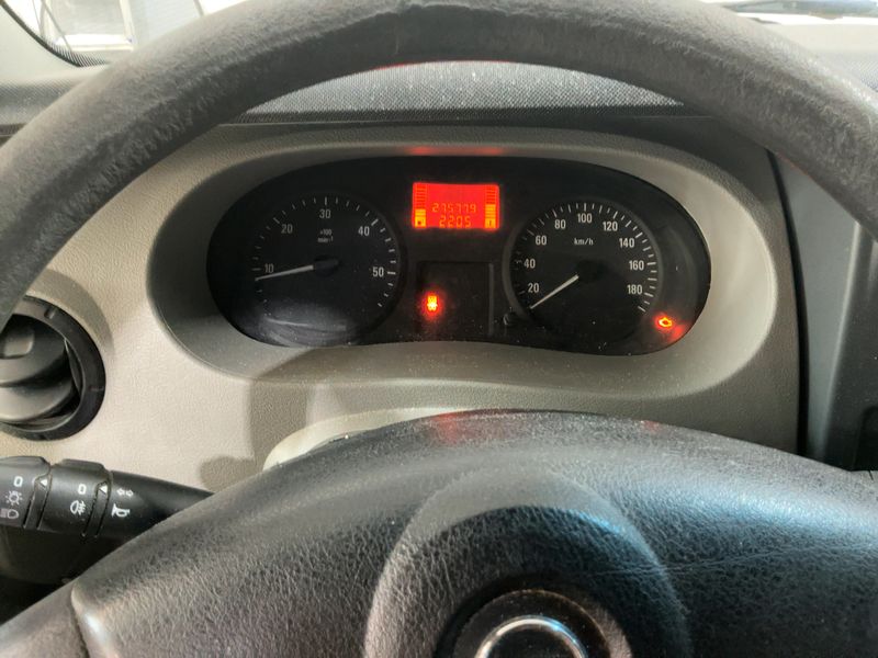 Opel Movano 2.5 CDTI L2H2 HKa 3,3t — zdjęcie 4