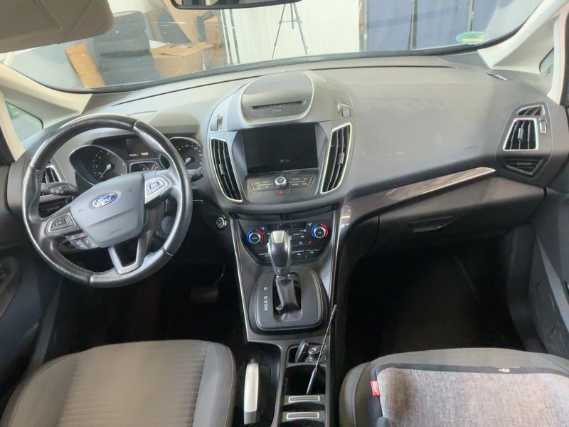 Ford Grand C-Max 1.5 TDCi Titanium — zdjęcie 12