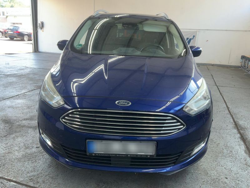 Ford Grand C-Max 1.5 TDCi Titanium — zdjęcie 9