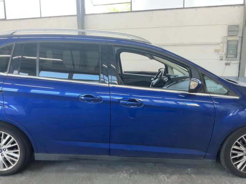 Ford Grand C-Max 1.5 TDCi Titanium — zdjęcie 7