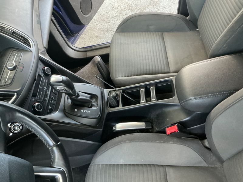 Ford Grand C-Max 1.5 TDCi Titanium 2017 – снимка 26