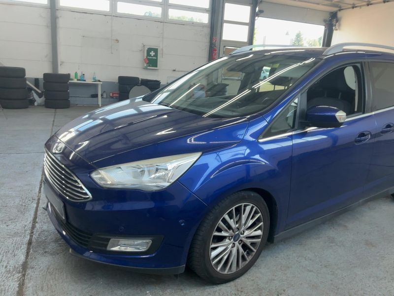 Ford Grand C-Max 1.5 TDCi Titanium — zdjęcie 2