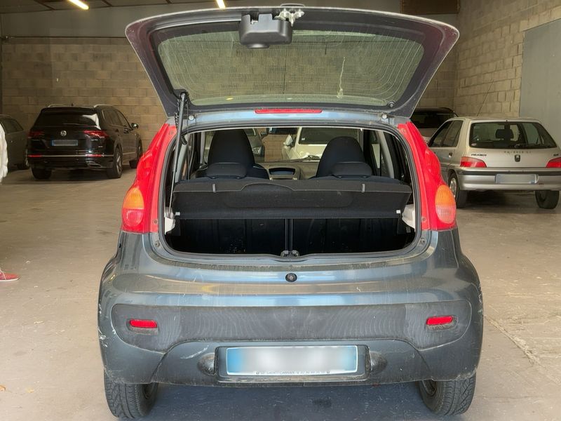 Peugeot 107 1.0 Trendy — zdjęcie 10