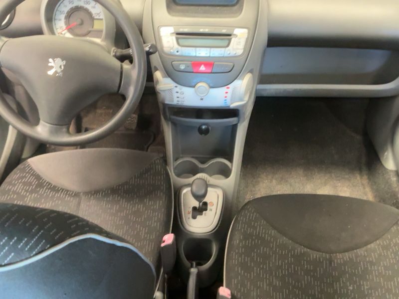 Peugeot 107 1.0 Trendy — zdjęcie 12