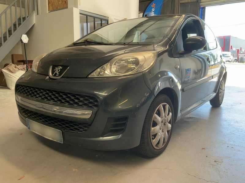 Peugeot 107 1.0 Trendy — zdjęcie 2