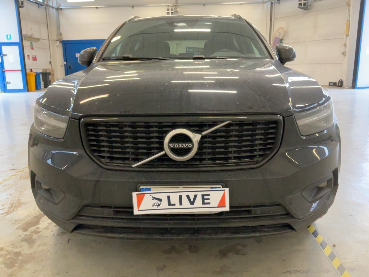Volvo XC40 2021 — photo 15