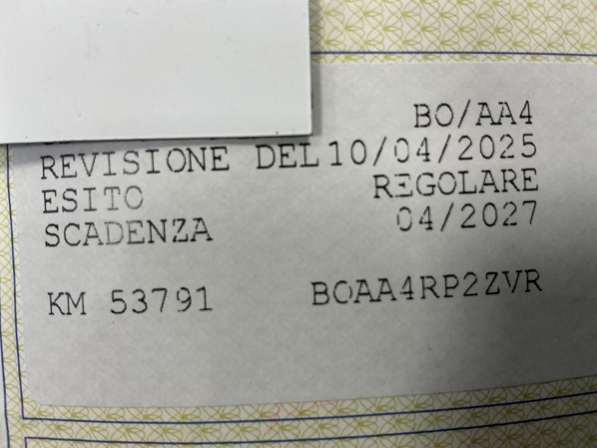 Volvo XC40 2021 — photo 24