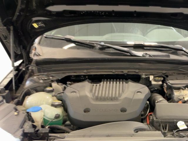 Volvo XC40 2021 — photo 25
