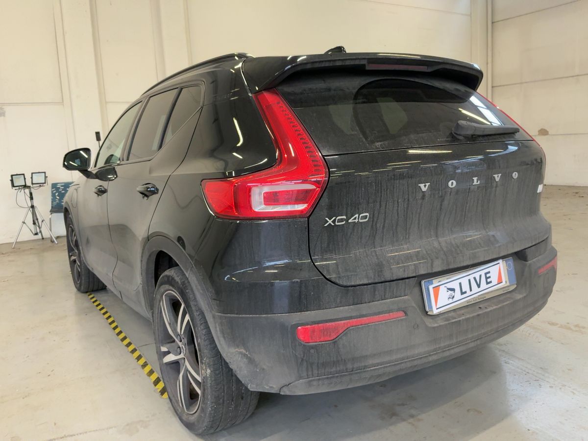 Volvo XC40 2021 — photo 7