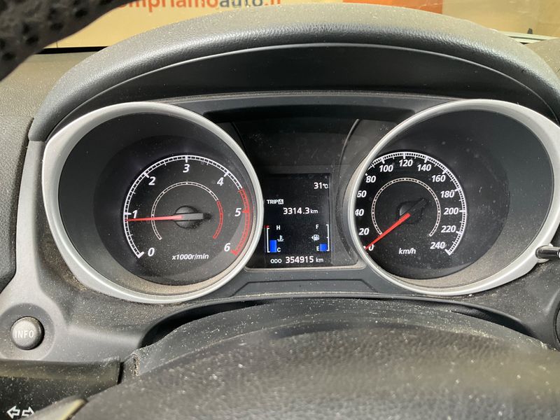 Mitsubishi ASX 1.8 DI-D Invite 2WD — zdjęcie 4