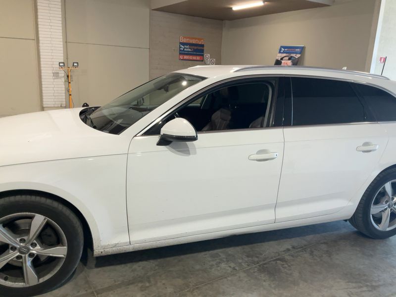 Audi A4 35 TDI S line Edition — zdjęcie 4