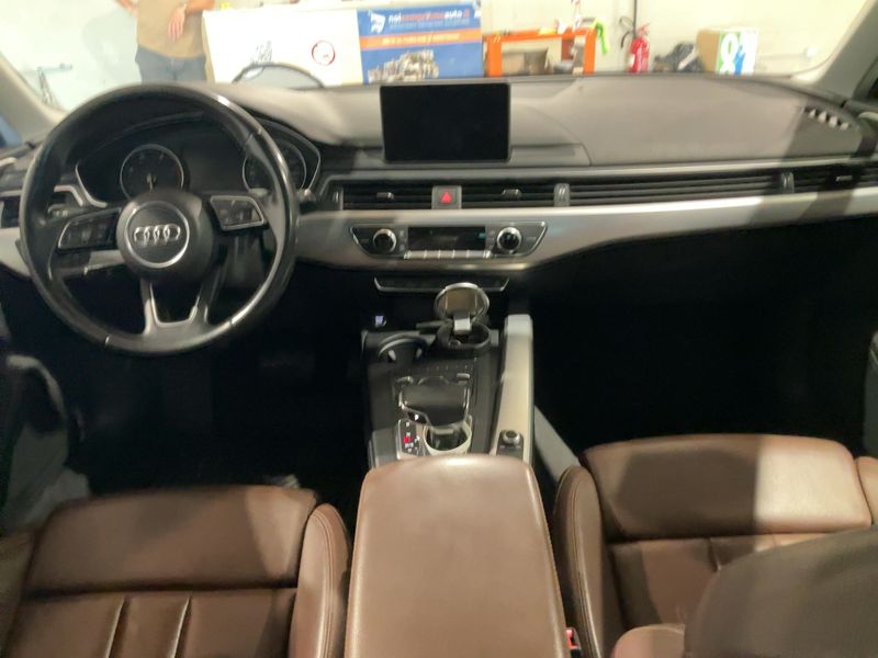 Audi A4 35 TDI S line Edition — zdjęcie 12