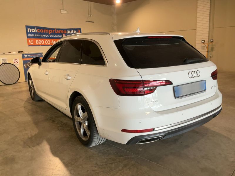 Audi A4 35 TDI S line Edition — zdjęcie 3