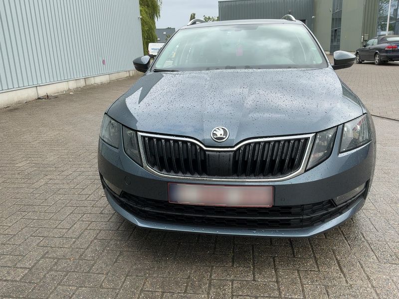 Skoda Octavia 1.5 TSI ACT Ambition — zdjęcie 9