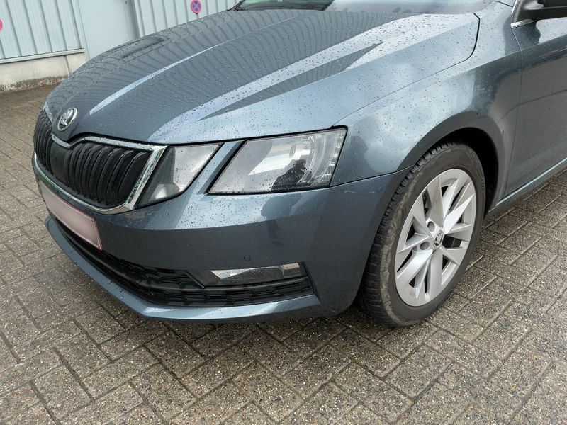 Skoda Octavia 1.5 TSI ACT Ambition — zdjęcie 2