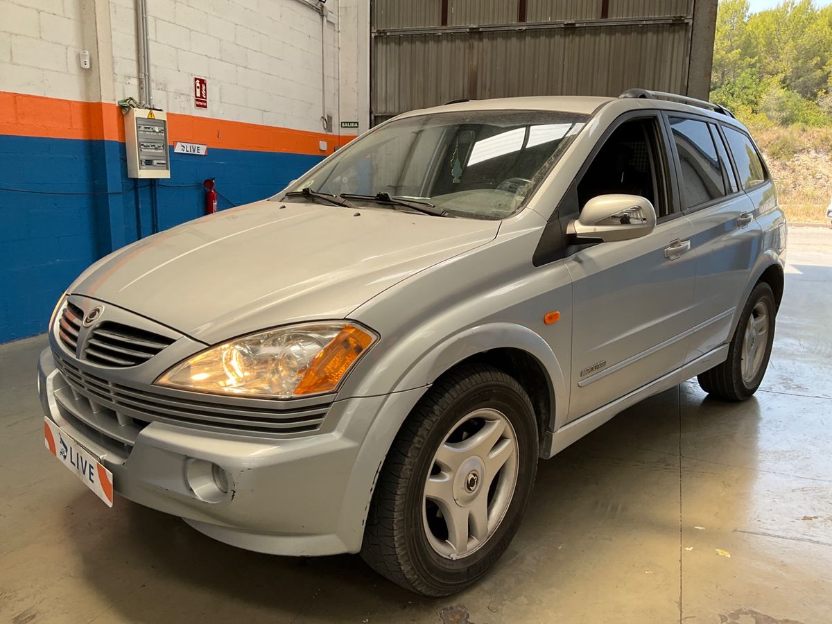 Ssangyong Kyron 2006 — photo 1