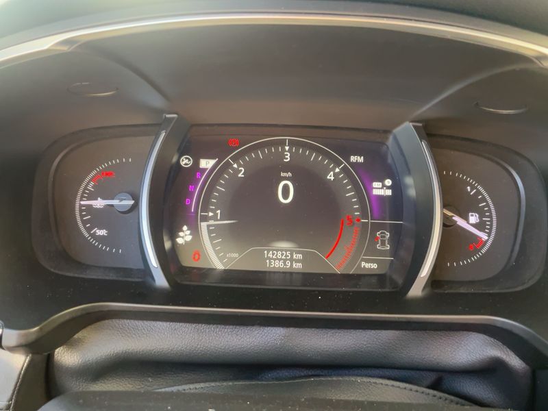 Renault Talisman 1.6 dCi Energy Initiale Paris — zdjęcie 13