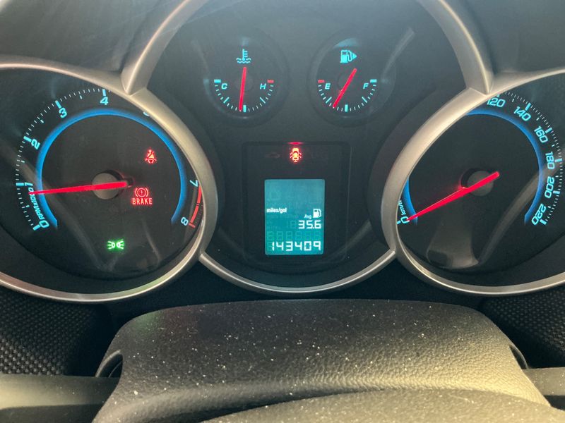 Chevrolet Cruze 1.6 LT — zdjęcie 4