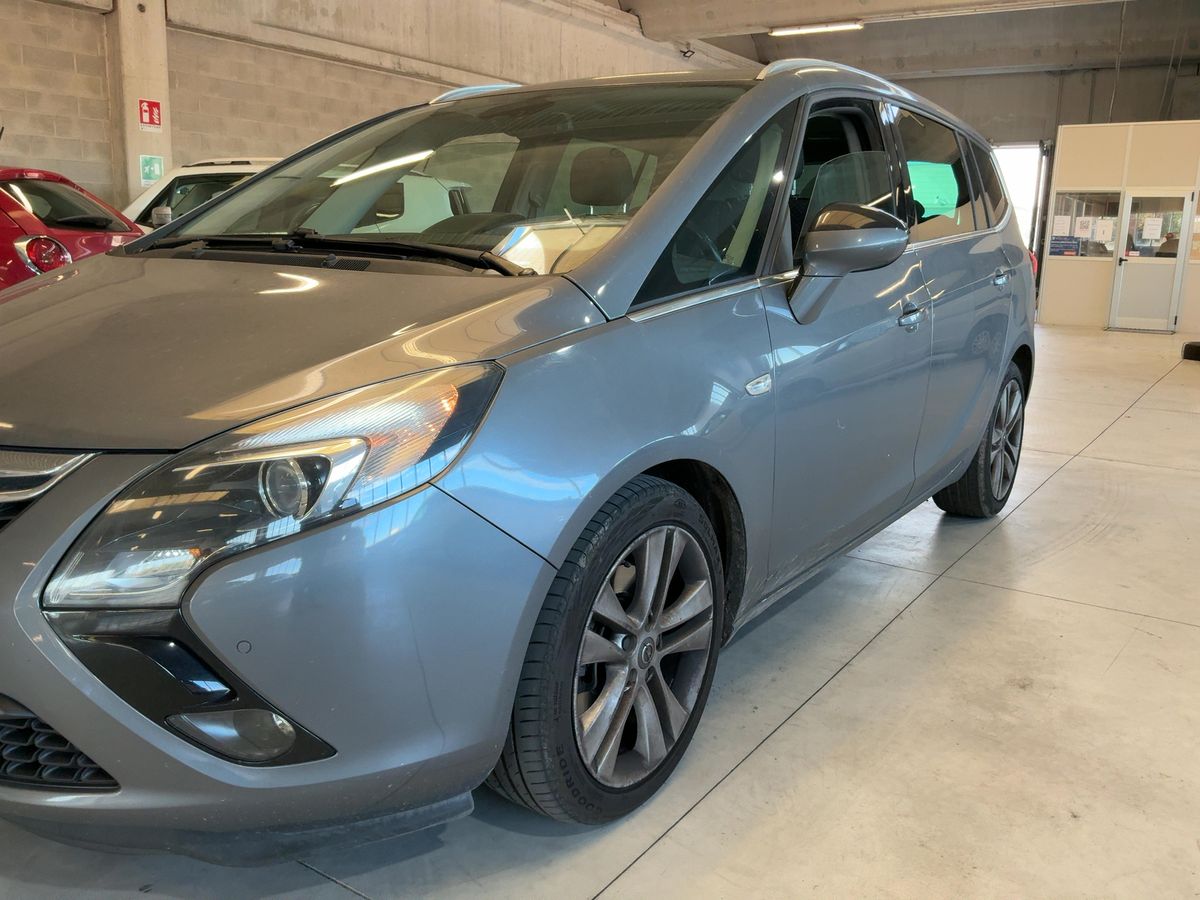 Opel Zafira Tourer 2.0 CDTI Cosmo
