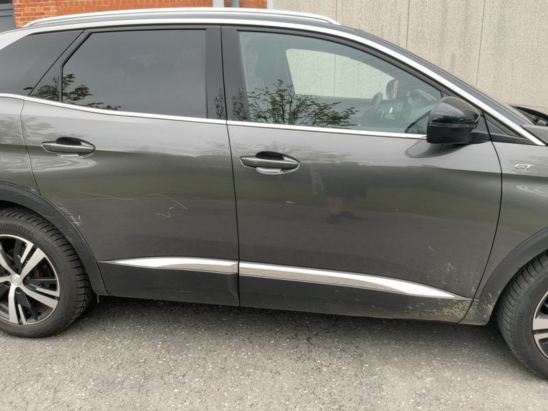 Peugeot 3008 1.2 PureTech GT 2023 – снимка 10