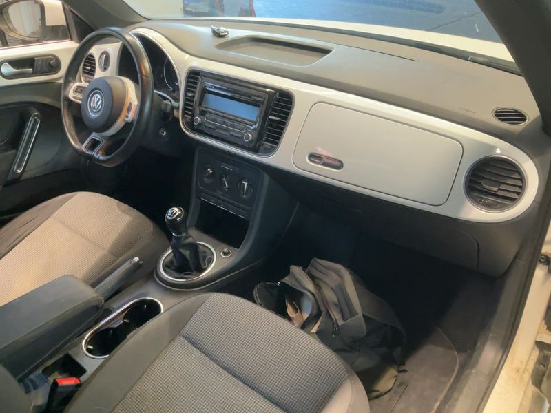 Volkswagen Beetle 1.2 TSI Design — zdjęcie 12