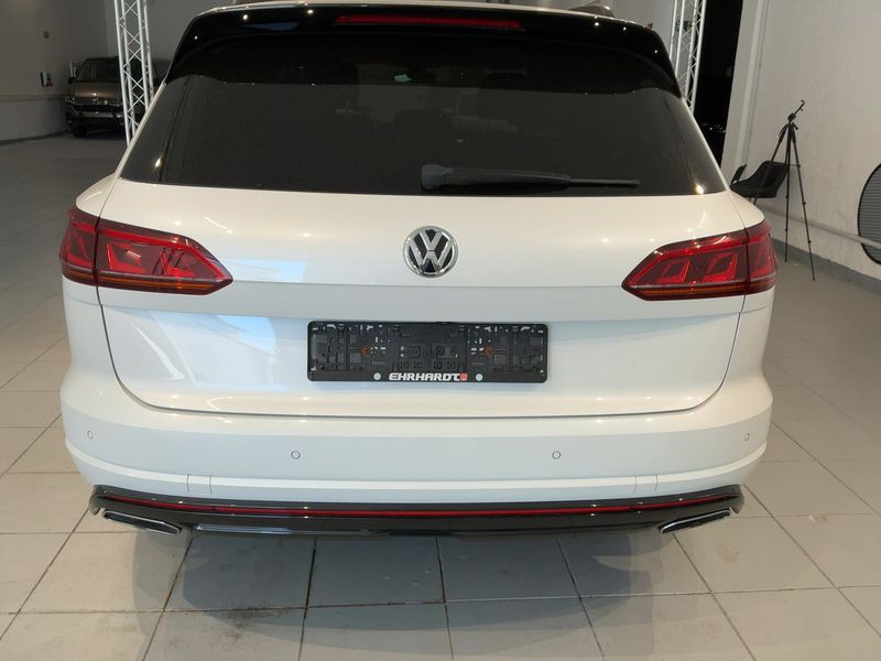 Volkswagen Touareg 3.0 V6 TDI R-Line 4Motion — zdjęcie 5