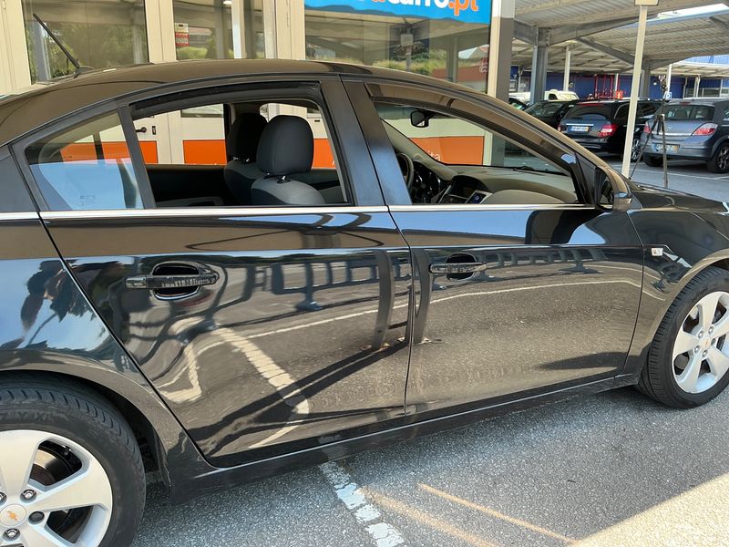 Chevrolet Cruze 2.0 Diesel LT — zdjęcie 7