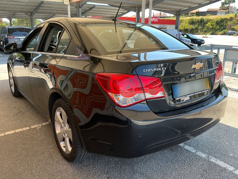 Chevrolet Cruze 2.0 Diesel LT — zdjęcie 3