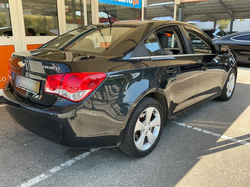 Chevrolet Cruze 2.0 Diesel LT — zdjęcie 6